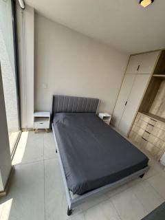 Depto 4 person Alberca Gym Cowork Estacionamiento - 1
