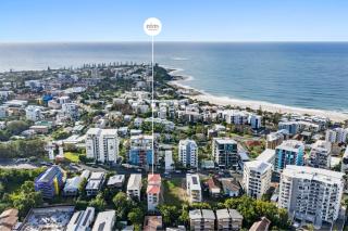 Ocean Glimpse Retreat - Walk to Kings Beach - 9