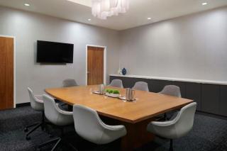 Residence Inn by Marriott Calgary Airport - 7