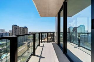 Luxury E11EVEN 2BR Pool & ELITE Amenities - 4