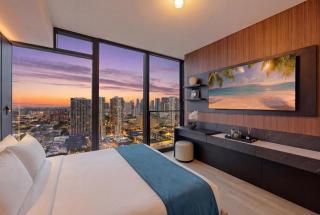 Luxury E11EVEN Residence Pool Beach Club & Gym - 6