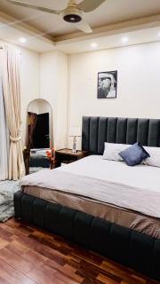 ELYSIUM TOWER -Signature Hotel Apartments Opposite Centaurus Mall Islamabad - 3