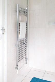 Double Room perfect for contractors and Professionals - 6