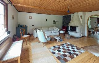 4 Bedroom Awesome Home In Lönsboda - 9