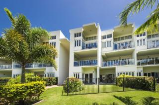 Beachside Apartment 14 - 0