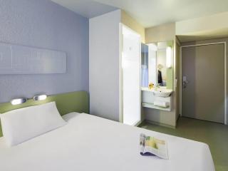 ibis budget Zurich Airport - 8