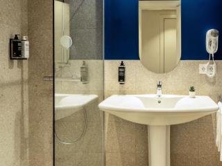 Ibis Styles Zaragoza Centro - 1