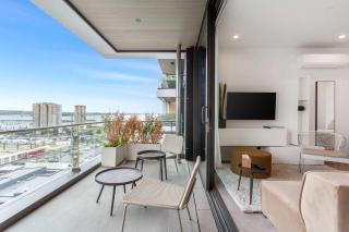 Sleek Modern Studio with Balcony by Zodiak Stays - 0