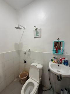 AeroBay Homestay 1BR Near Dahican Beach - 6
