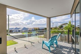 Albatross Apartments, Unit 3 - 6