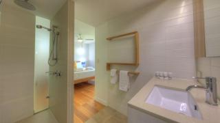 Maggies Beachfront Apartment 7 - 6