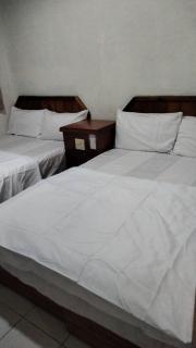 鳳梧旅社 Phoenix Hotel - 1