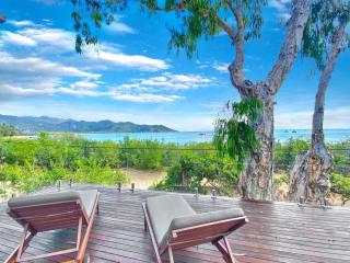Absolute Beachfront and Pool House - 5