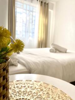 Mount Kenya Haven Stylish Luxury 2Bedroom Stay - 8