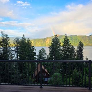 The Snug - A Lake View Getaway - 0