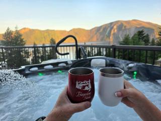The Snug - A Lake View Getaway - 7