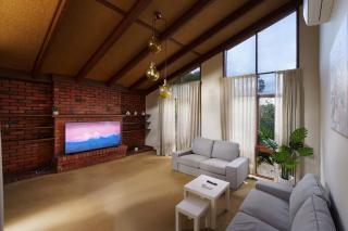 Entire Cozy 4 Bedroom House Surrey Hills - 8