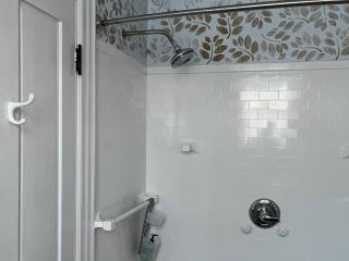 Munroe Inn Boutique Hotel - 8