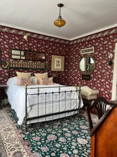 Munroe Inn Boutique Hotel - 9