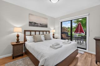 2 Bd Condo at Playa 153 w Courtyard View and Pool - 1