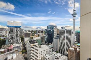 Central 1BR Apt with Sky Tower Views Zodiak Stays - 9