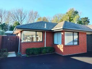 Comfortable Double Room near Christchurch Airport - 5