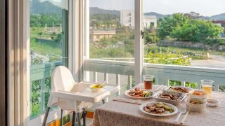 Gyeongju Liune Kids Pool Villa Pension - 7