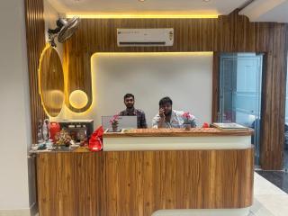 Hotel VIJAYVARDHAN INN - 2