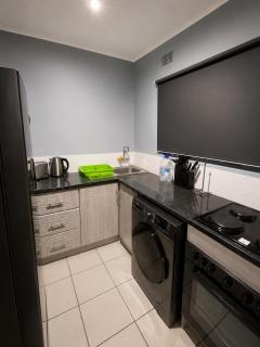 Lee's Garden Flat - 8