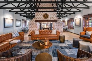 Gondwana Etosha Safari Lodge - 4