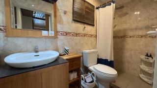 CROFFLE COTTAGE SANUR - Walk to the Beach & ICON Mall - 2