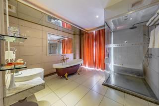 Billions-Earn Hotel just a 3 minute walk to the Ceramics Expo Center and close to Guangdong Foshan Creative Park and China Ceramics City - 7