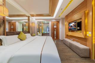 Billions-Earn Hotel just a 3 minute walk to the Ceramics Expo Center and close to Guangdong Foshan Creative Park and China Ceramics City - 9
