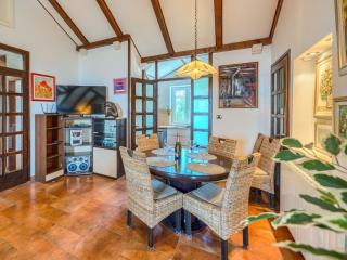 Three bedroom Apartment with terrace and sea view - 0