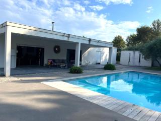 Villa Les Vautes - Art de vivre à la provençale, grande piscine, parking couvert, prise electrique voiture - 5