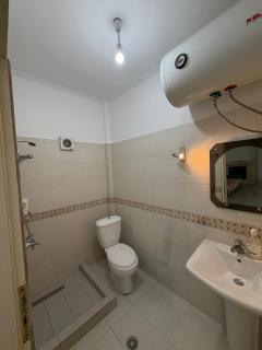 Cozy Studio 5 Mins Away from the Lake - 5