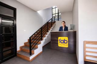 FabHotel Legend Stay - Dwarka Sector 7 - 9