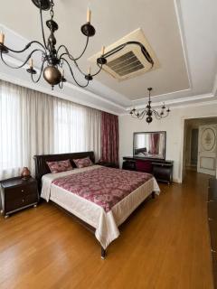 French Boulevard Luxury Apartments - 9