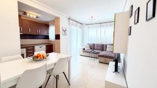 Beachfront Pool Apartment Punta Prima - 8