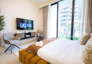 Chic Furnished Studio in Bay Residence near Beach - 4
