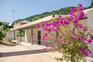 Villa Neoris - 6