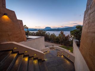 lugu Lake Cheman Ruyingsong Mid Hotel - 1