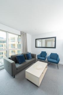 Two-Bedroom Seaview apartment at Glenelg - 5