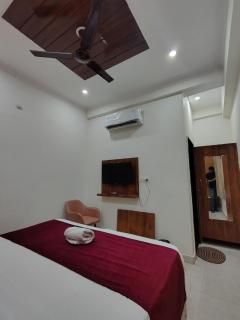 The Nikunjvan - 3