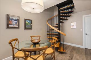Ski In Out in Town! Ski Area Views, Fireplace, Hot Tub condo - 2