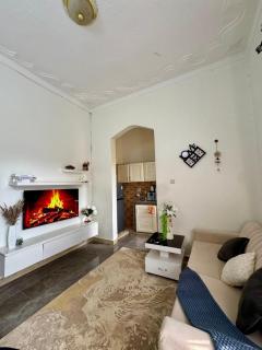 Kyanja 1 BR Luxe Apartment - 4