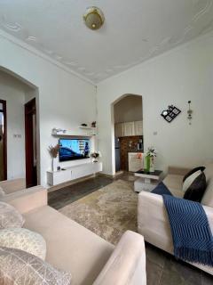 Kyanja 1 BR Luxe Apartment - 1