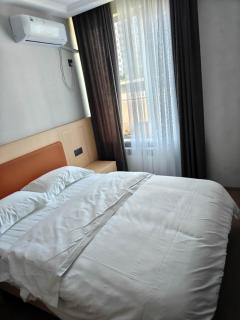 Royal Palace Garden Hotel - 0