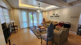 Zenio's Tagaytay Staycation House - 9