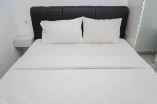 Comfort and Simply Studio Room at Serpong Garden Apartment By Travelio - 1